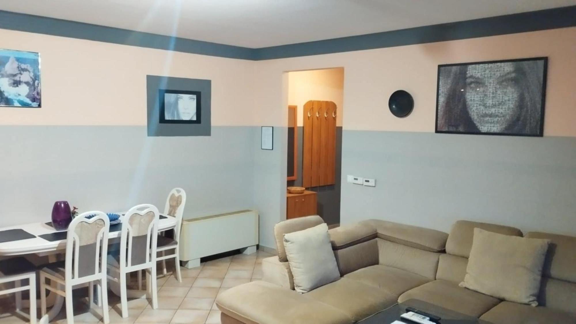 Tommy Apartman Hajduszoboszlo Exterior photo