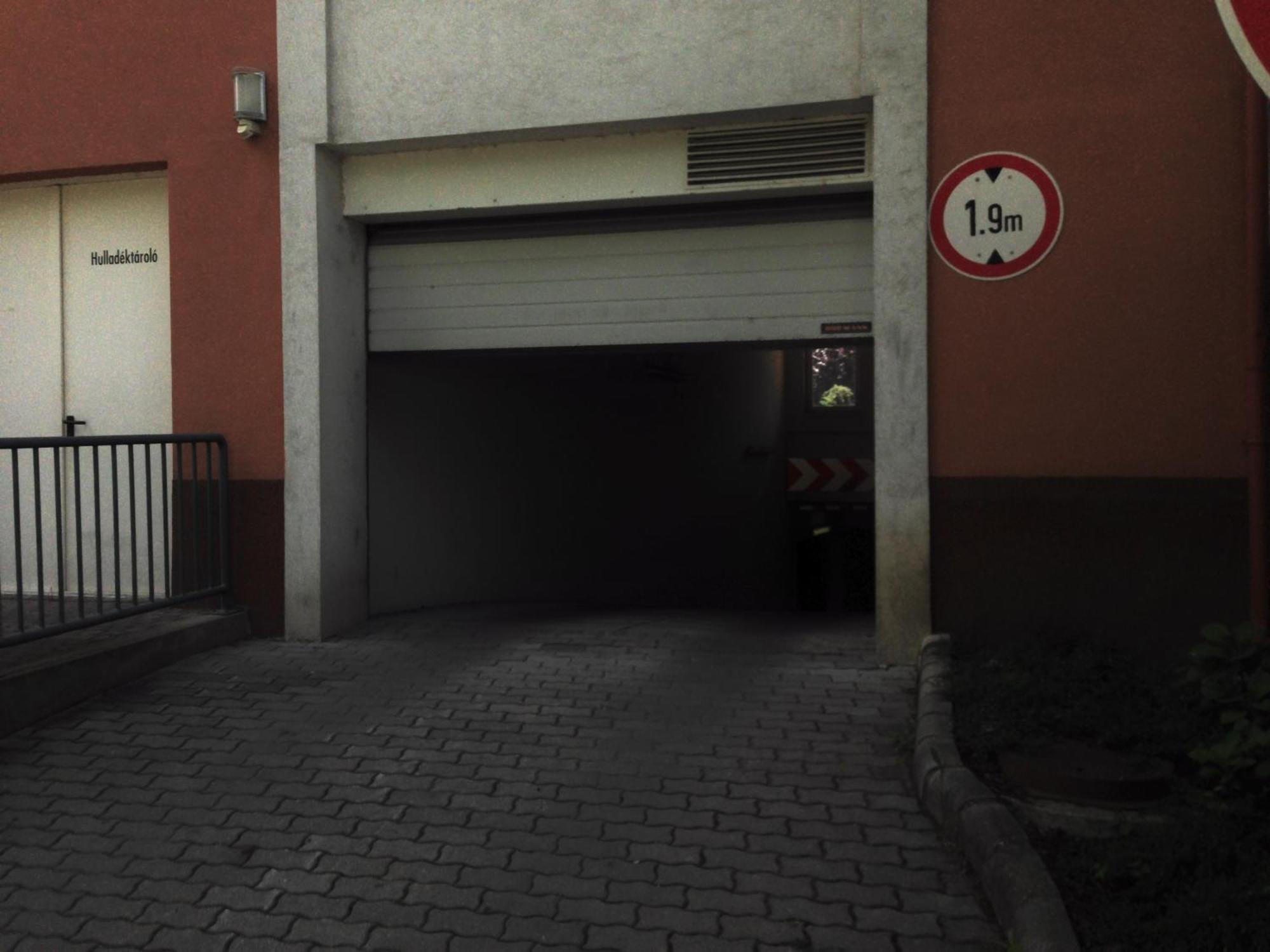 Tommy Apartman Hajduszoboszlo Exterior photo