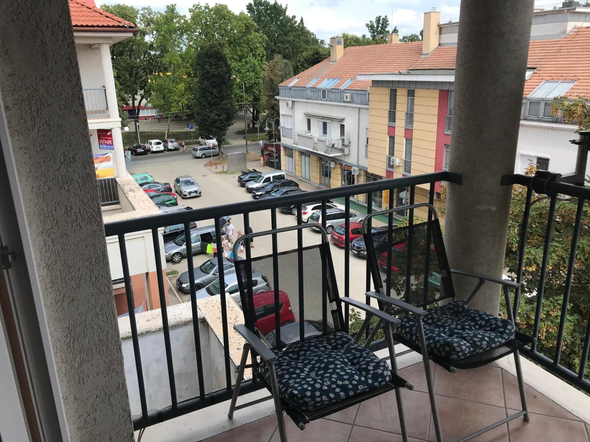 Tommy Apartman Hajduszoboszlo Exterior photo
